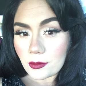 Meet your Posher, Nadia